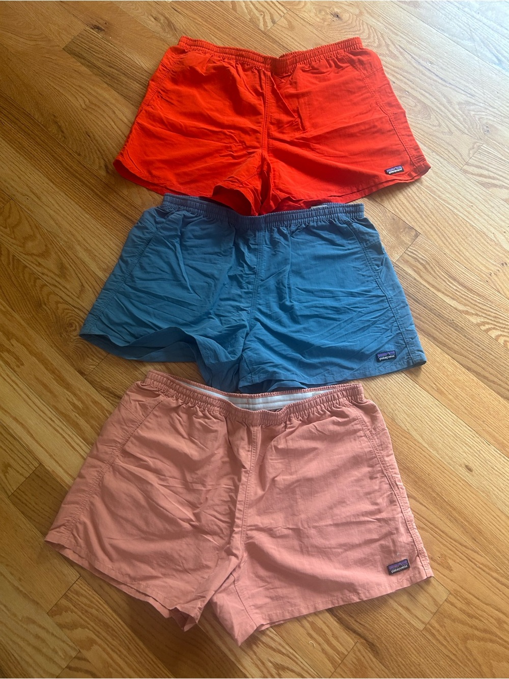 Lot of 3 Patagonia Women's Baggies Shorts 5" Size XL - Pink Red Blue Bundle